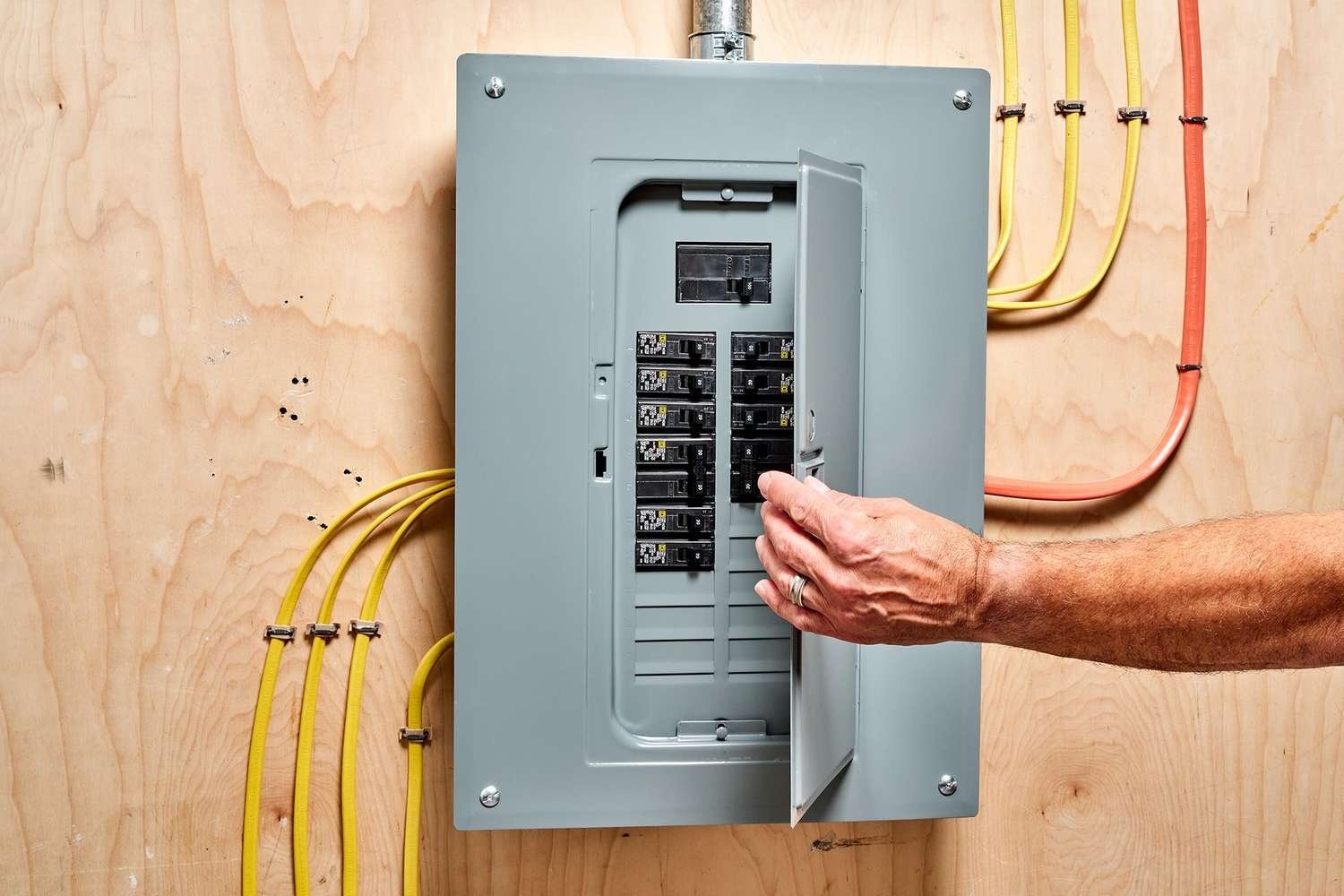 The True Cost to Replace Electrical Panel Systems in Toronto
